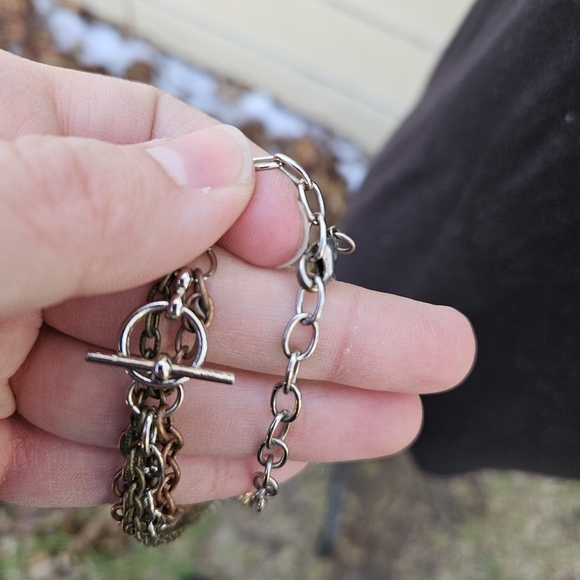 multimetal chain necklace with large rhinestone cross pendant - Picture 4 of 4